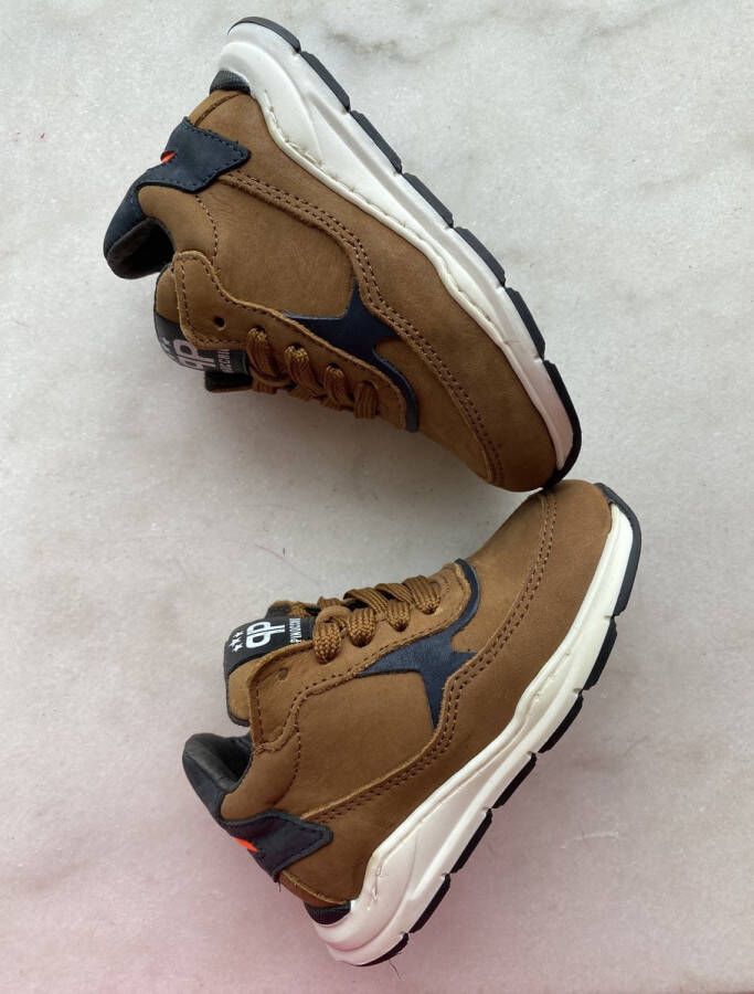 Pinocchio sneaker bruin