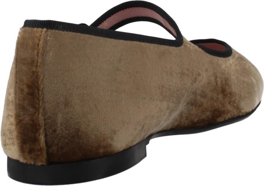 PRETTY BALLERINAS AFRODITE Bruin