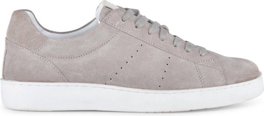 PS Poelman Heren BARI Lage Licht Grijze Suède Leren Sneakers met Witte Zool met vetersluiting Licht Grijs