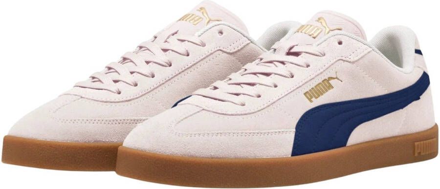 PUMA Club II Era Suede Sneakers Roze
