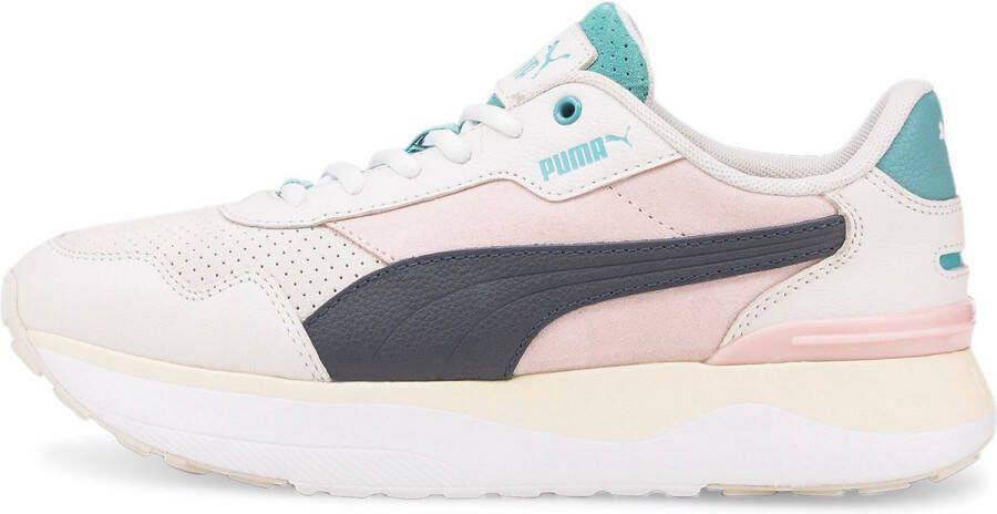 Puma Voyage Premium sneakers beige donkerbruin roze lichtblauw