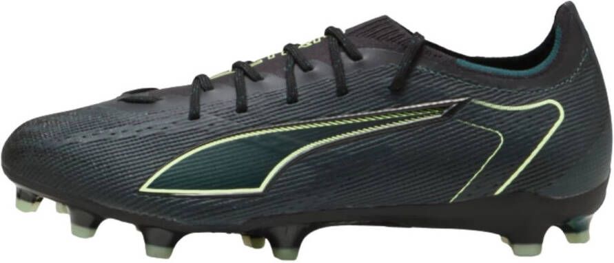 PUMA ultra 6 pro fg in de kleur zwart