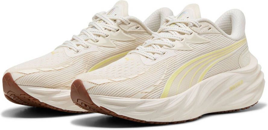 PUMA Velocity Nitro 4 Hardloopschoenen Beige 1 2 Vrouw