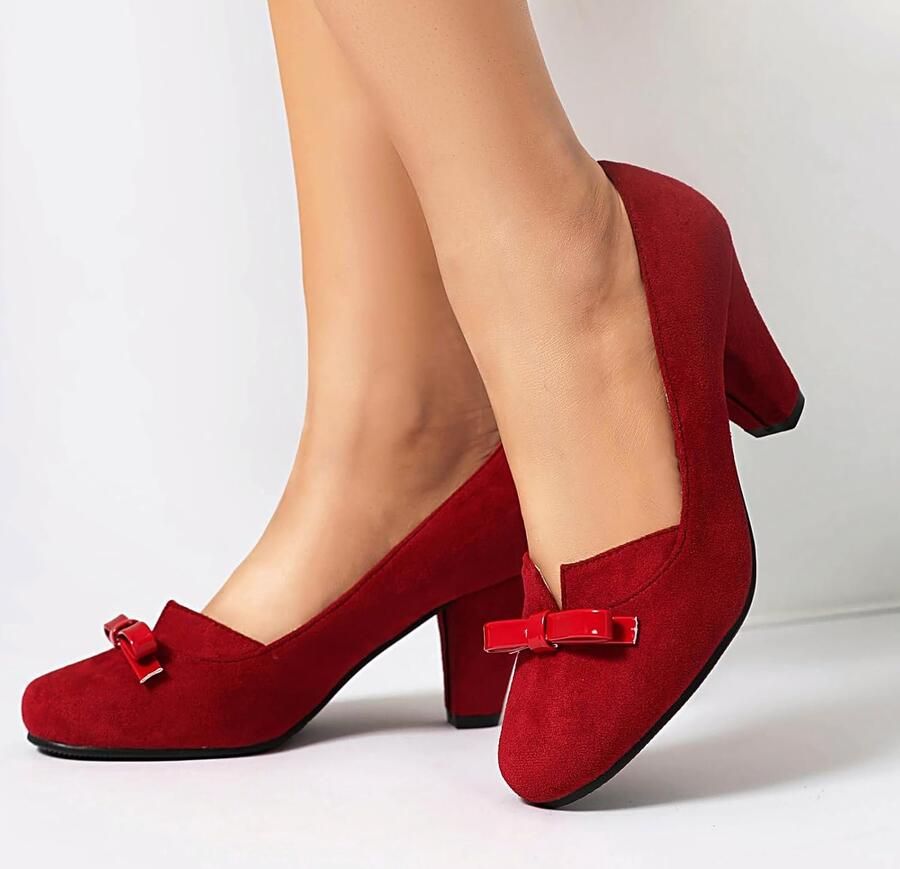Pumps met gesloten ronde teen vintage stijl