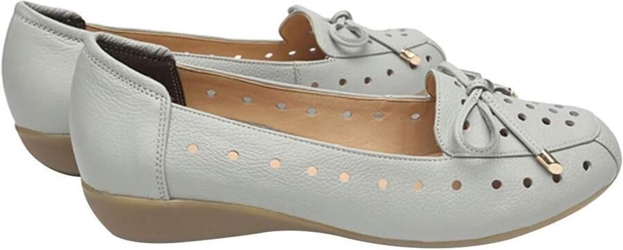 Pumps met lage hak en vliegen