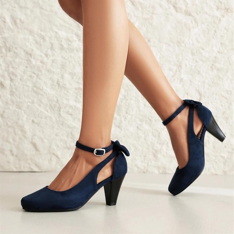 Pumps met strik gesloten teen hak vintage stijl