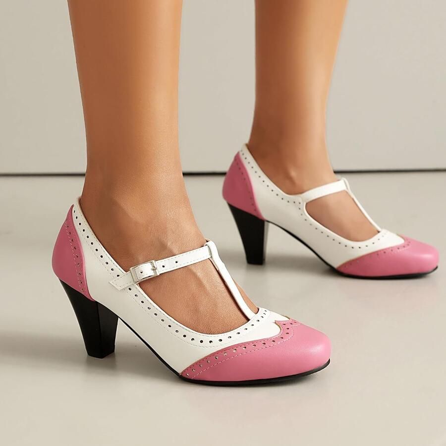 Pumps met veter en hak