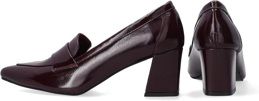 Pumps van lakleer met strikband en hak