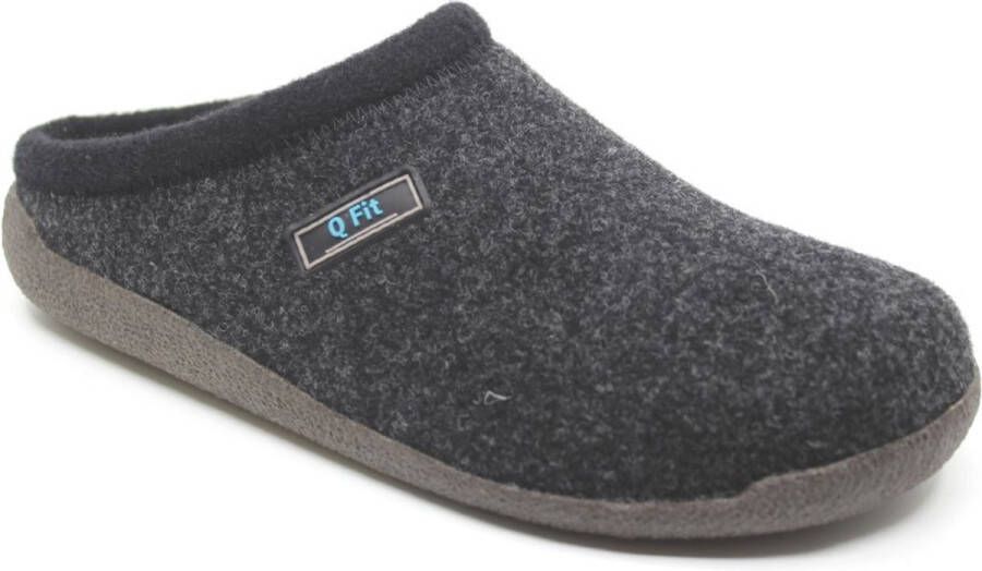 Q-Fit Bern 2 3002.4.032 Zwarte unisex pantoffel van wol vilt met een uitneembaar voetbed