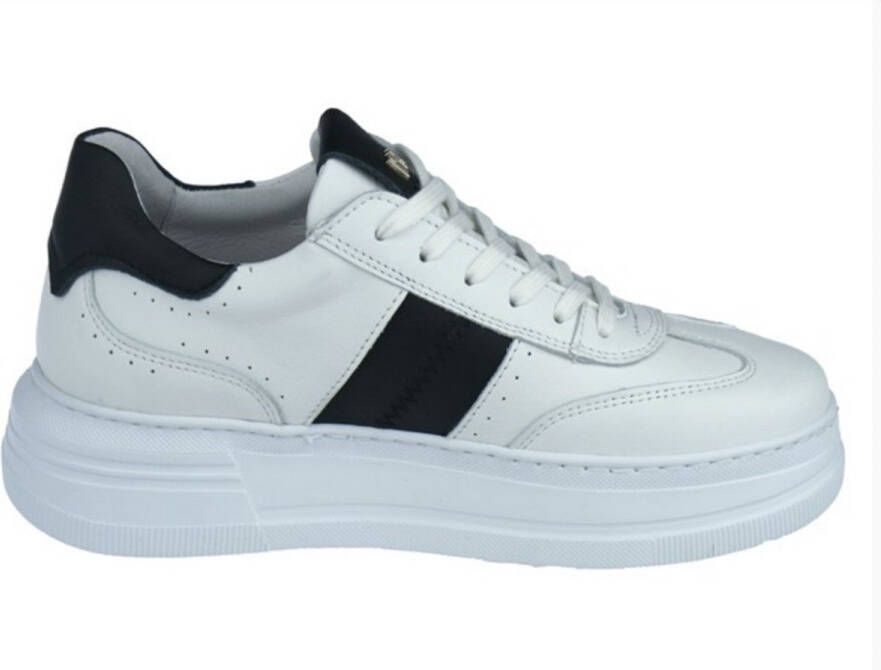 Red Rag Sneaker