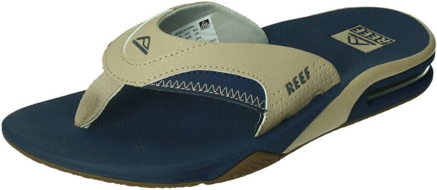 Reef fanning in de kleur marine