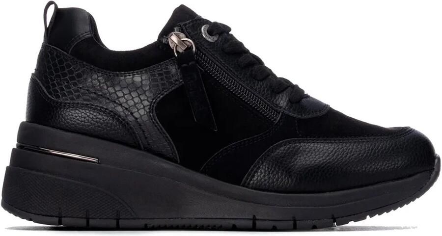 Refresh 17617704 Schoenen Zwart Vrouw