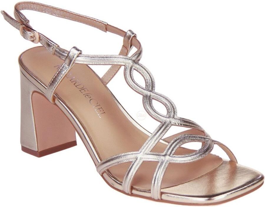 Regarde Le Ciel Chelly 01 Sandaal Goud