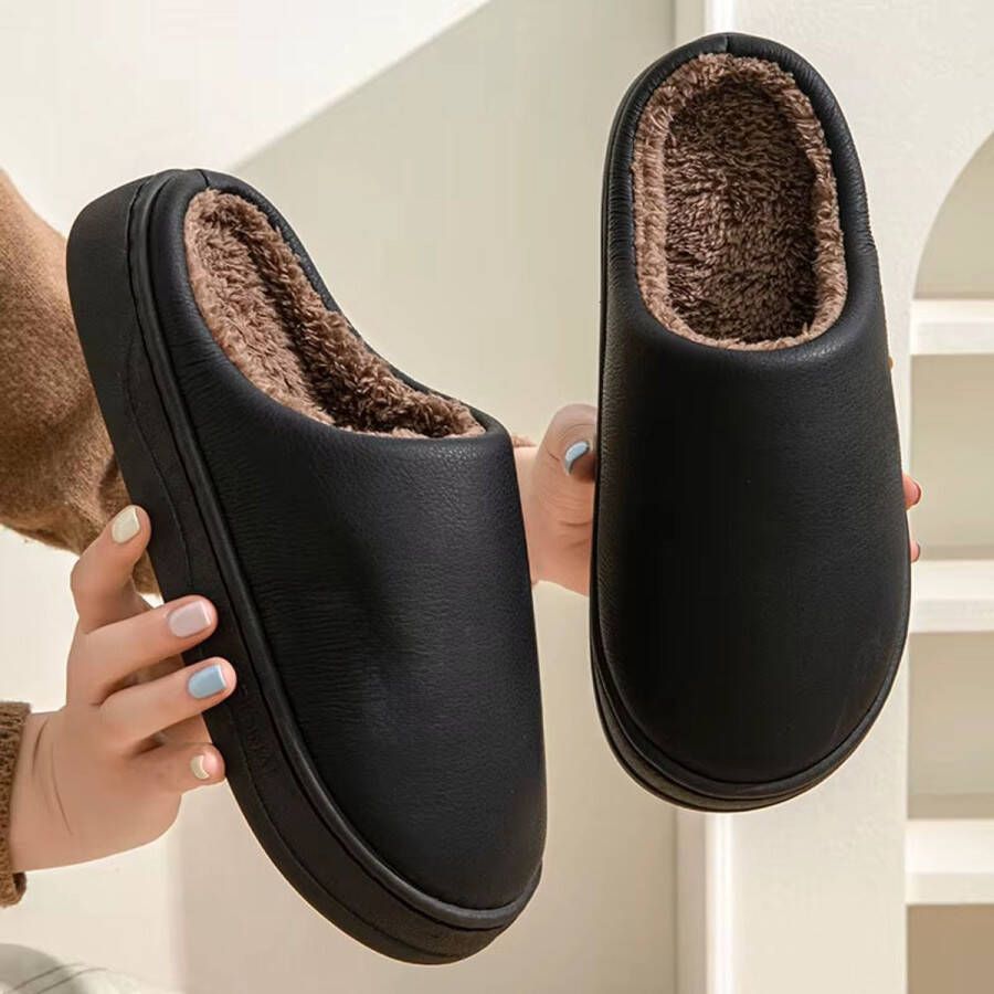 Rimmo Warme Waterdichte Winter Pantoffels voor en Antislip Katoenen Huispantoffels met Dikke Zool Comfortabele Slippers voor Binnen en Buiten