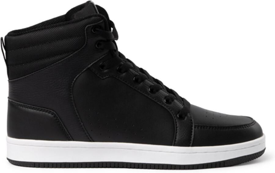 Roly Casual sneakers in basketbalstijl. Sluiting met metalen oogjes en platte veters. Bovenwerk: PU. Zool: TPR. Voering: gewatteerd polyester mesh. Inlegzool van schuim. zwart