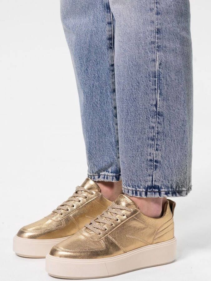 Sacha Dames Gouden metallic leren sneakers