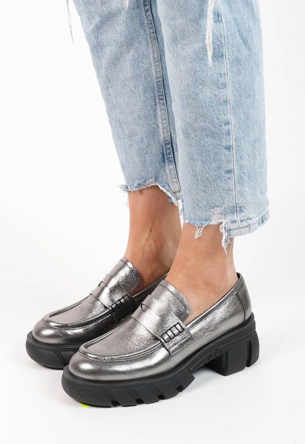 Sacha Dames Zilverkleurige metallic chunky loafers - Foto 2