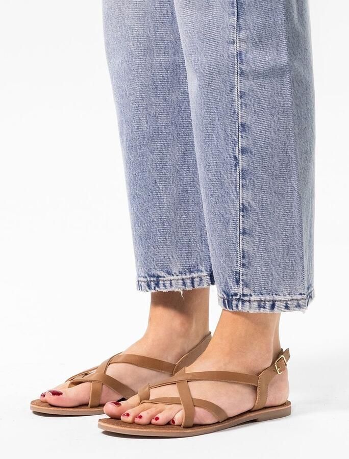 Sacha Dames Cognac sandalen met gekruiste bandjes