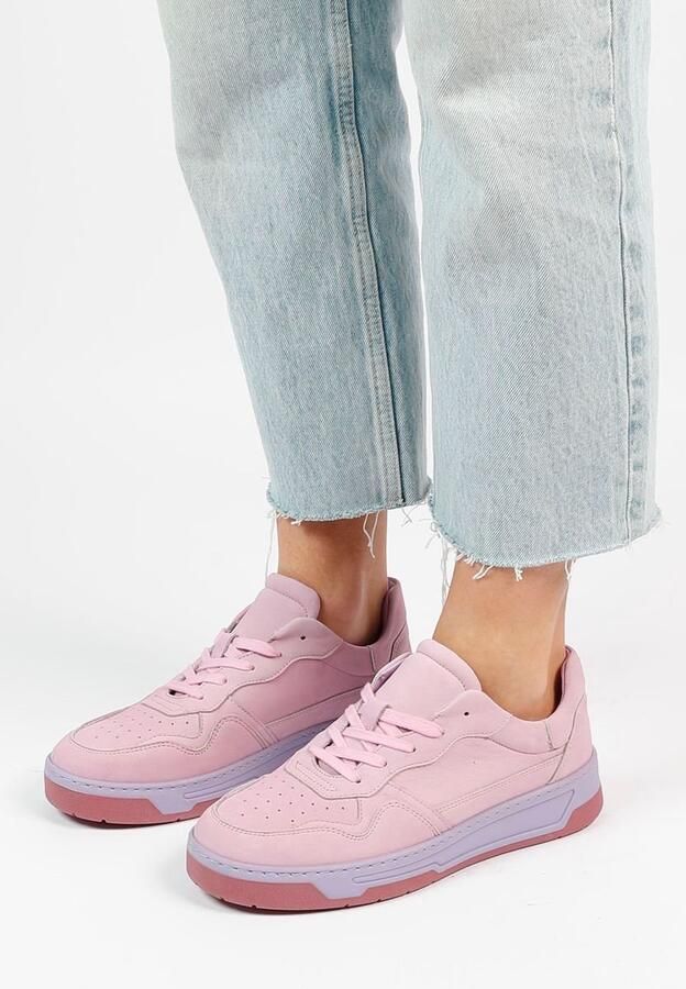Sacha Dames Roze nubuck sneakers