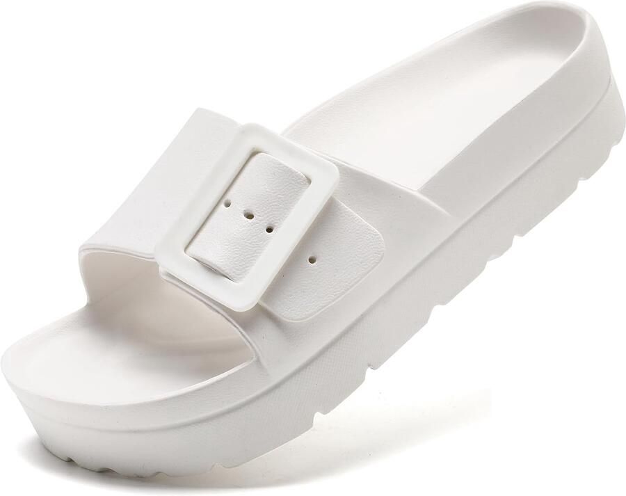 Sandalen met dikke comfortabele zoolplaten en verstelbare sluiting