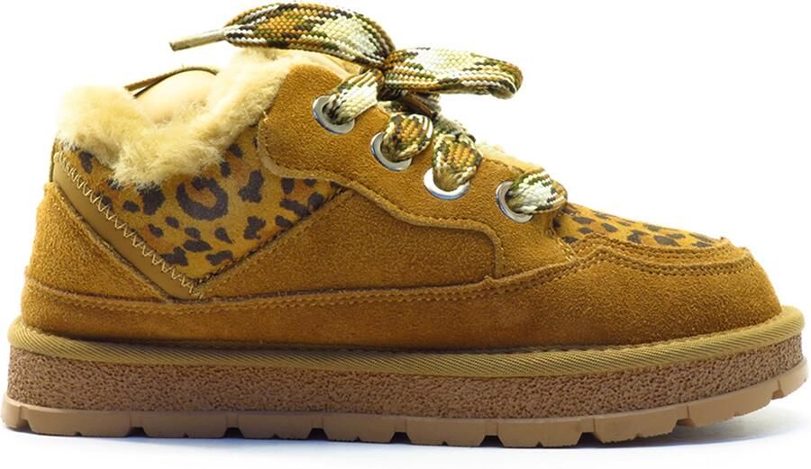 Shoecolate cognac suede veter 8.25.55.400.04 COGNAC