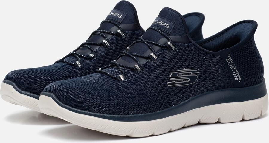 Skechers Slip-on sneakers SUMMITS-CLASSY NIGHT Slippers vrijetijdsschoen met comfortabele hielkussenfunctie
