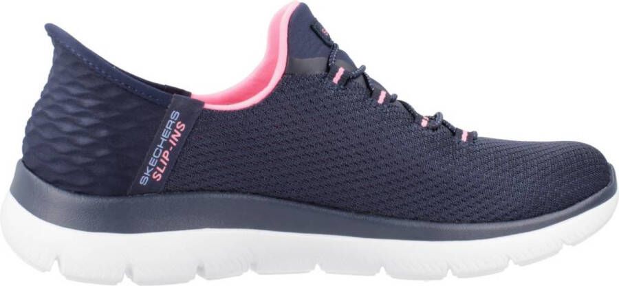 Skechers Slip-on sneakers SUMMITS-DIAMOND DREAM Instapschoen vrijetijdsschoen met praktische slip-in functie