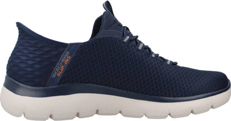 Skechers Slip-on sneakers SUMMITS- vrijetijdsschoen met slip-in hiel voor een gemakkelijke instap