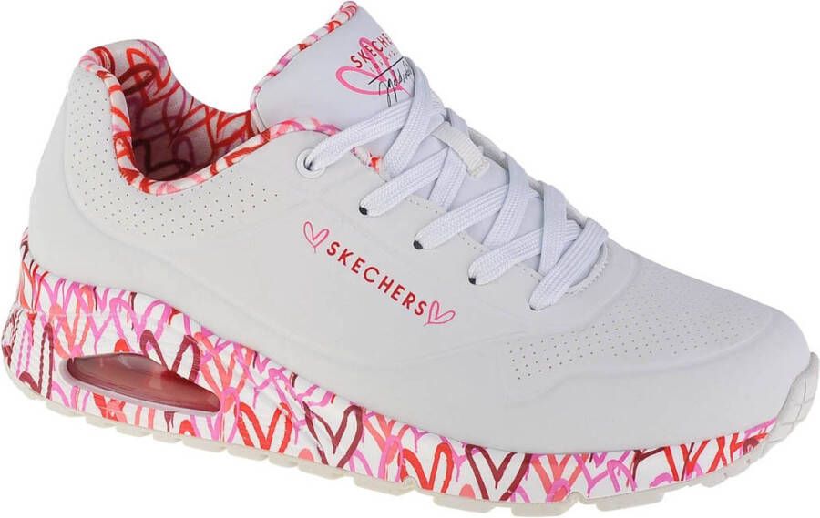 Skechers Sneakers met sleehak UNO-LOVING LOVE Vrijetijdsschoen lage schoen veterschoen met coole graffiti-print