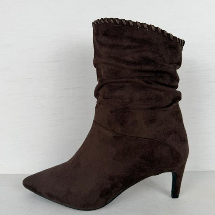 Slouchy laarsjes met naaldhakje en stiksel bruin