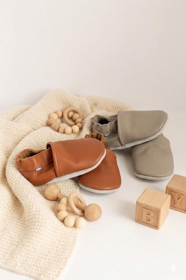 Stabifoot Babyslofjes Zacht Leer Cadeaudoos Linnen zakje Barefoot COGNA