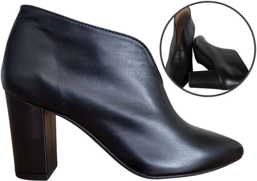 Stravers Grote Maten Schoenen Stravers Enkelhoge V-Cut laarsjes met blokhak Zwart Grote Maten Enkellaarzen