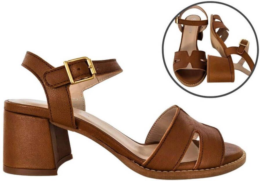 Stravers Kleine Maten Schoenen Stravers- Comfortabele Bruine Sandaal Met Blokhak Kleine Maten Bruin Leer