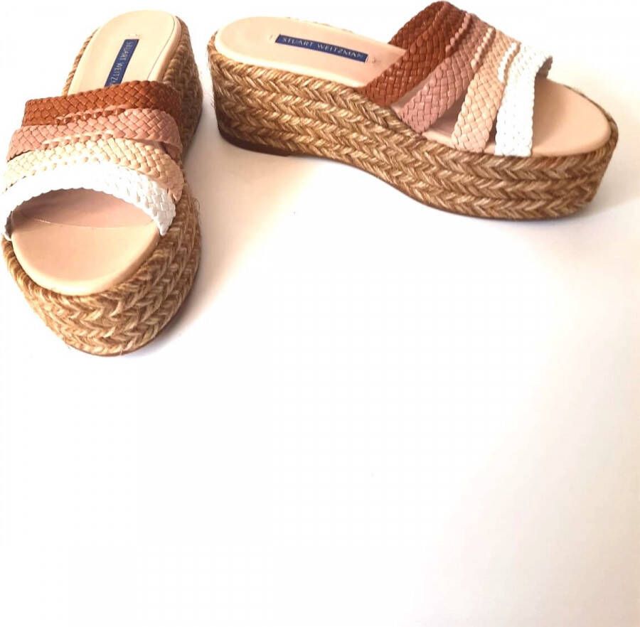 Stuart Weitzman ELINORE Leren Geweven Espadrille Sandalen Nu met 60% korting!