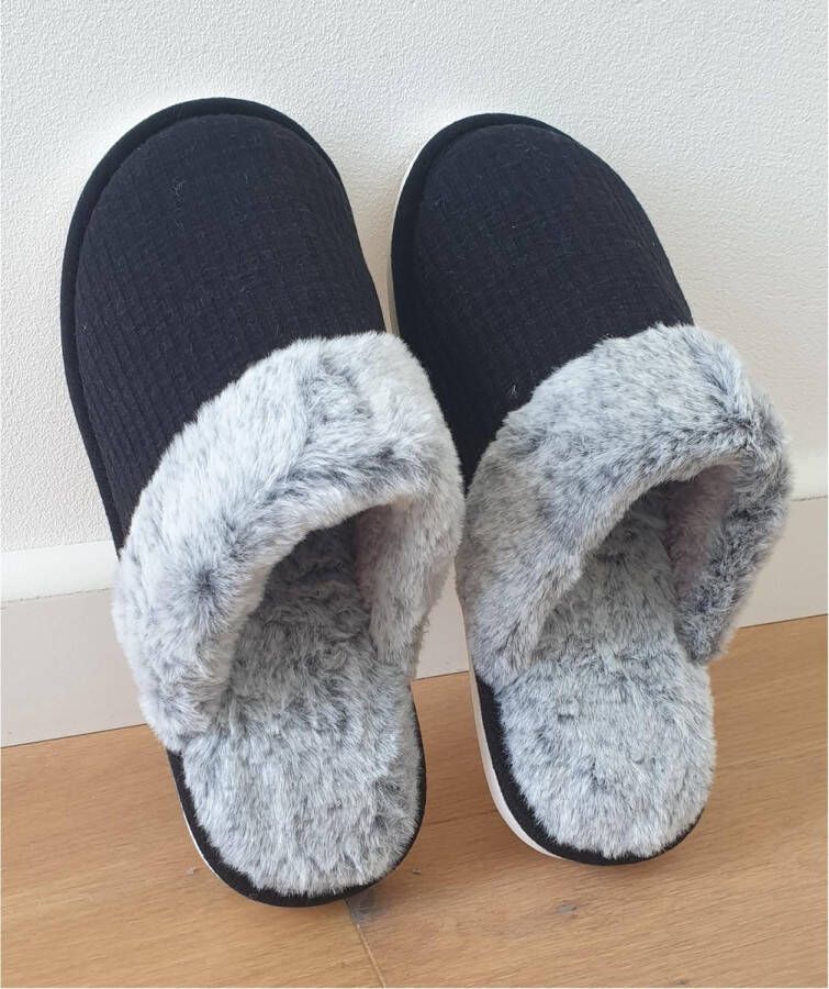 SUNMOOL Pantoffels Sloffen _250cm Zwart