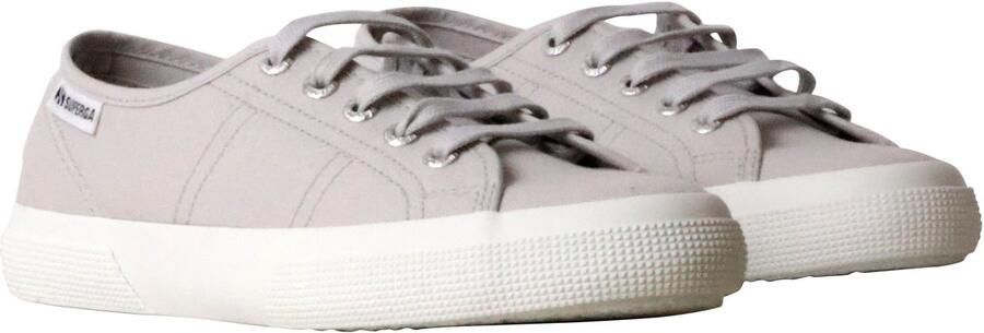 Superga Baskets Basse à lacets 3750 Leggera