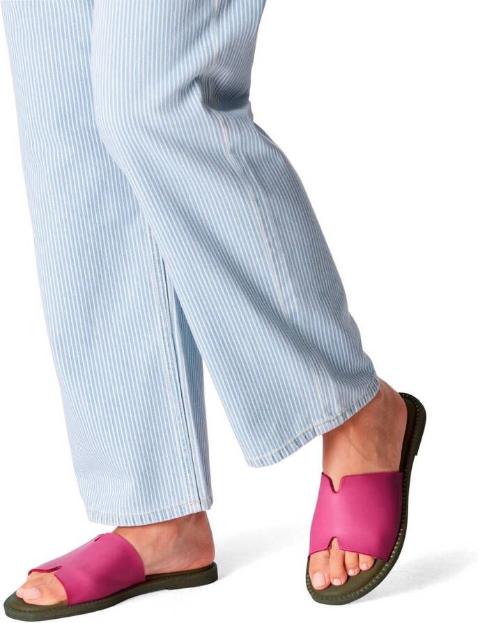 Tamaris Slippers van leer met licht gestructureerde zool