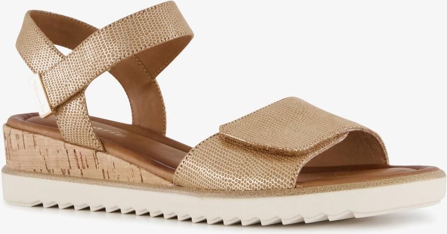 Tamaris dames sandalen met sleehak goud