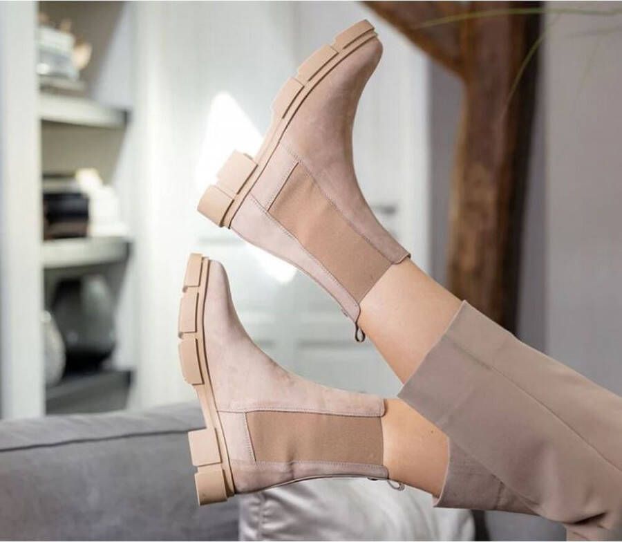 Tango Dames Romy 9 T Taupe Nubuck Chelsea Boot TAUPE