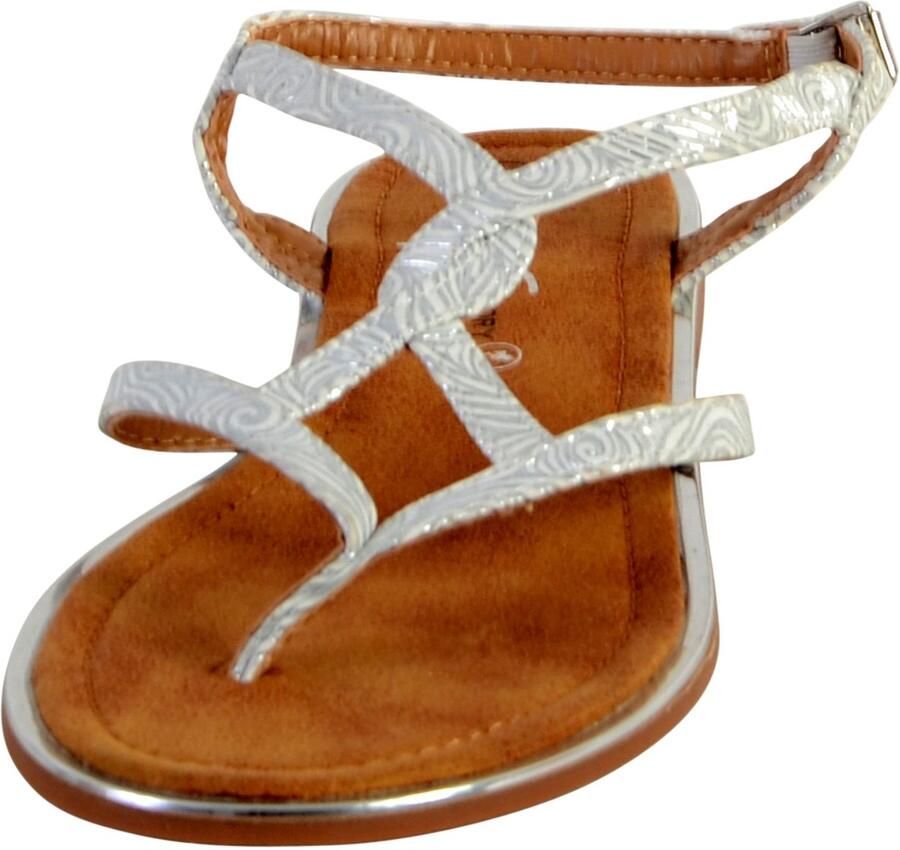 The Divine Factory Entredoigt FJ3682