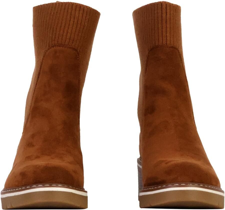 The Divine Factory Laarzen