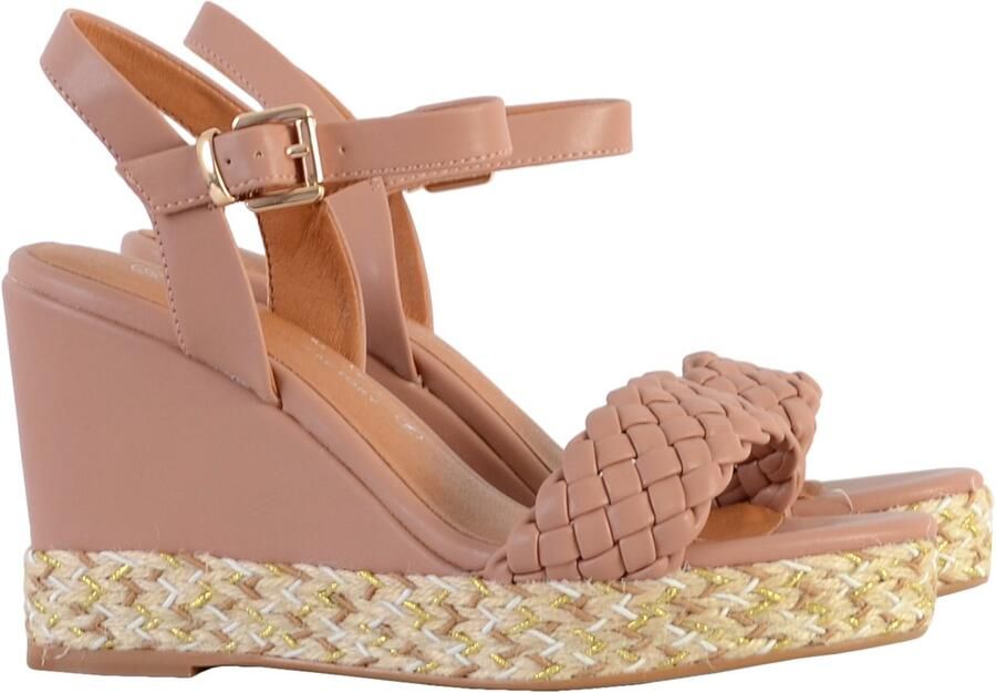 The Divine Factory Sleehakken