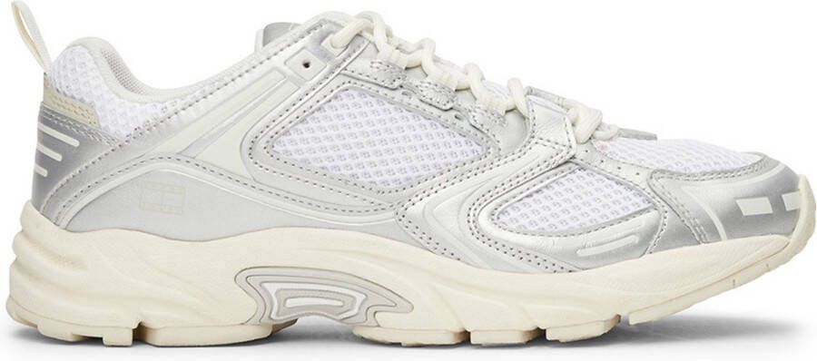 TOMMY JEANS Sneakers met sleehak TJW ARCHIVE RETRO RUNNER vrijetijdsschoen lage schoen veterschoen ugly-sneaker contrastaccent