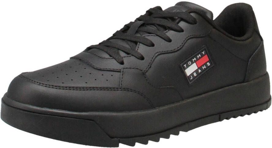 TOMMY JEANS Sneakers BASKET BLACK LEATHER met lichte perforatie