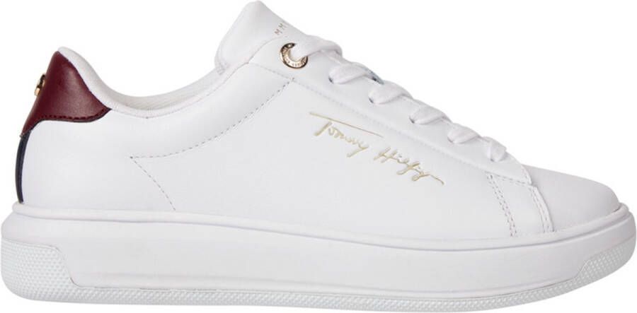 Tommy Hilfiger Sneakers ESSENTIAL STRIPES SNEAKER met logo-opschrift op de tong