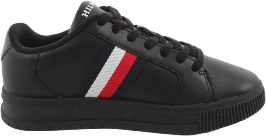 Tommy Hilfiger Sneakers ICON COURT LTH STRIPES veterschoenen vrijetijdsschoen lage schoen met gewatteerde schaprand