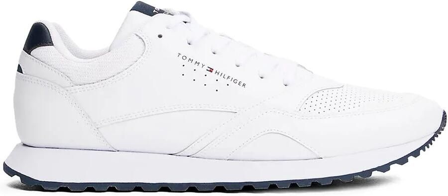Tommy Hilfiger Sneakers NEW RUNNER EVA LTH ESS vrijetijdsschoen halfhoge schoen veterschoen met sportieve perforatie