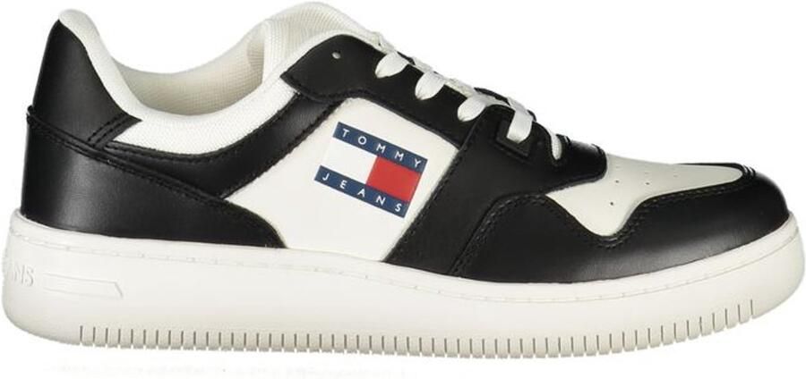 TOMMY JEANS Plateausneakers TJW RETRO BASKET ESS vrijetijdsschoen lage schoen veterschoen met zijlogo-vlag