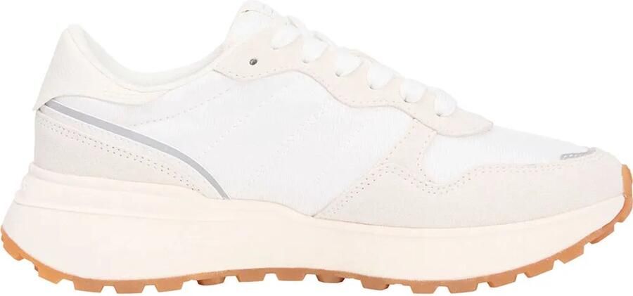 TOMMY JEANS Sneakers met sleehak TJW CLEATED RUNNER vrijetijdsschoen veterschoen halfhoge schoen met reflectorstrepen