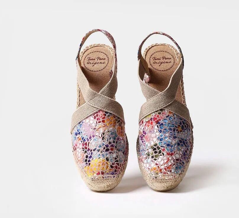 Toni Pons Espadrille met gesloten teen en middelhoge sleehak TELVA-PM